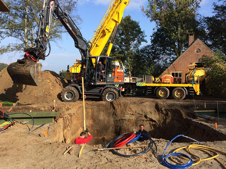 8f451217-fea8-49b4-8af6-7501fb726484